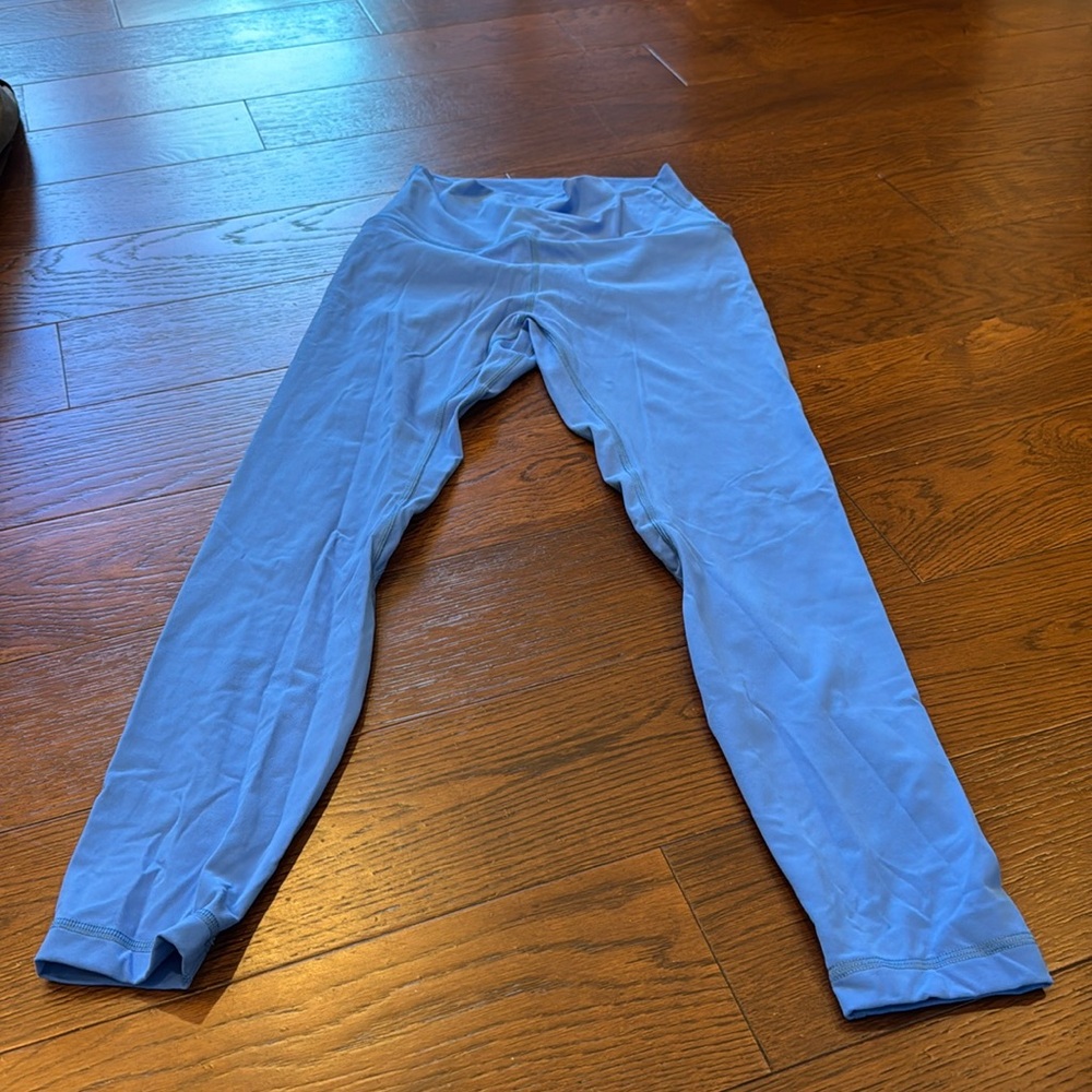 HeyNuts. Women’s, blue leggings. Worn once.